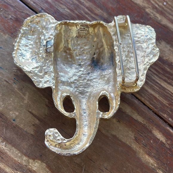 Vintage Elephant Belt Buckle - Picture 2 of 5